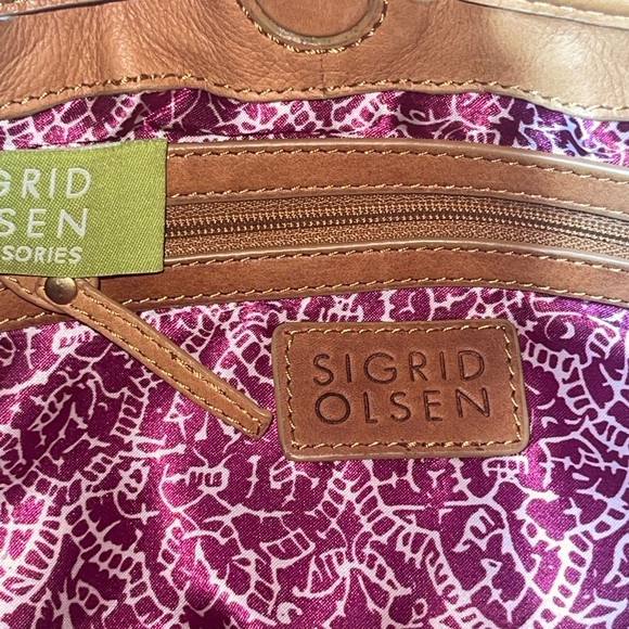 Sigrid Olsen women's Leather handbags. - Picture 3 of 7